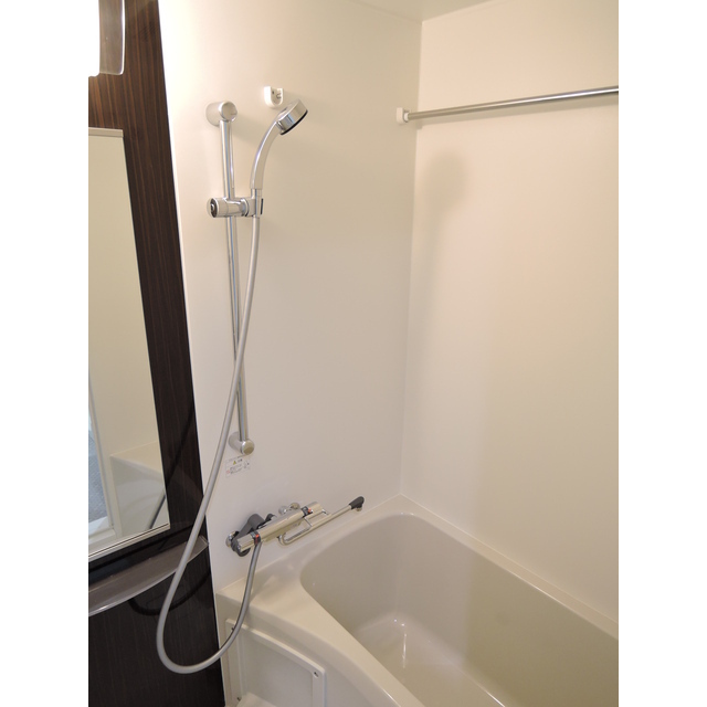 プレール・ドゥーク千歳烏山106号室 お風呂