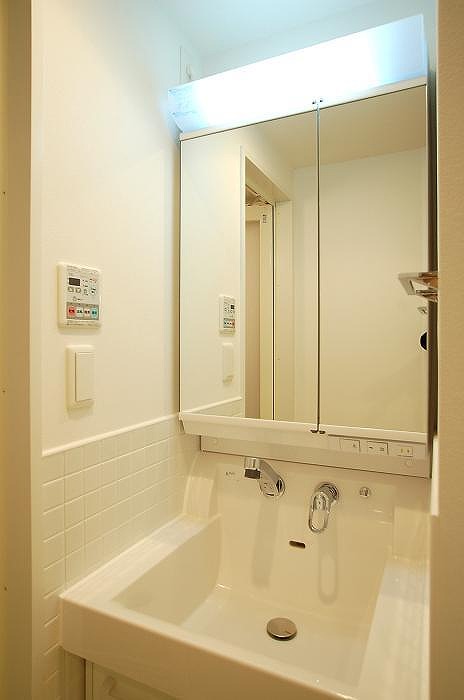 ステージグランデ新桜台1階 洗面台