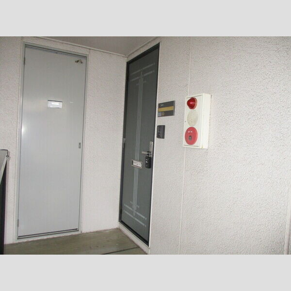 フェニックス　B 玄関