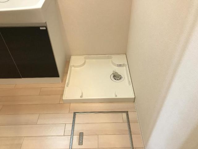 フローラ高野105号室 洗濯機置場