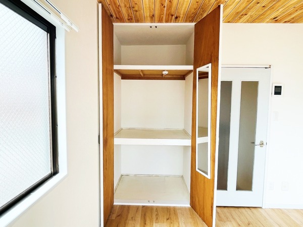 アーバンプライム海老名306号室 収納