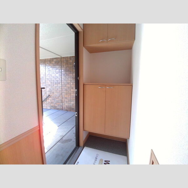 ウィルモアK　Ⅰ・Ⅱ 玄関