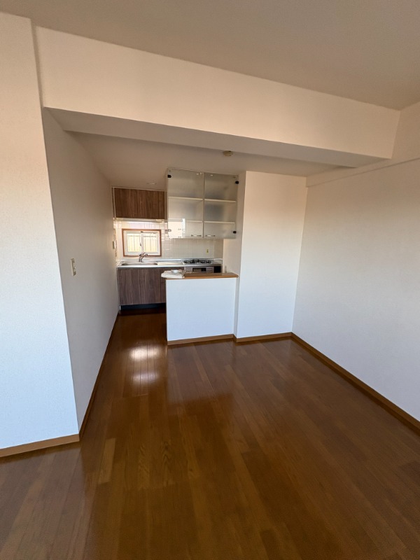 アウラ１０(E-058)7階 その他