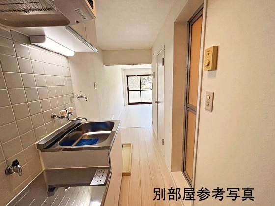 ヴィラ・パンテオン303号室 キッチン