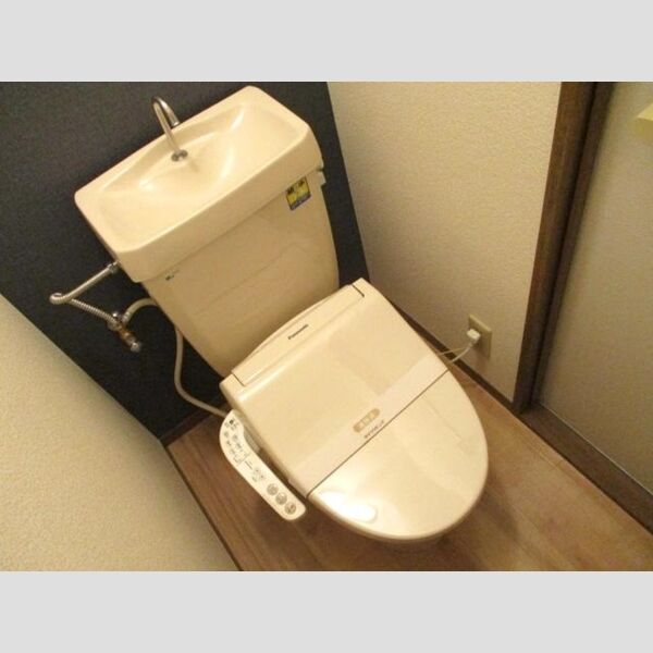 カサベルデ　A 温水洗浄暖房便座