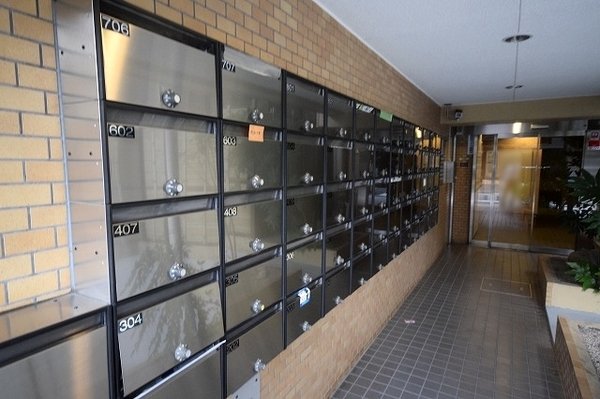 ライオンズマンシヨン八王子第二308号室 エントランス