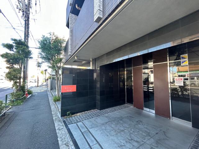 ブライズ下北沢7階 エントランス