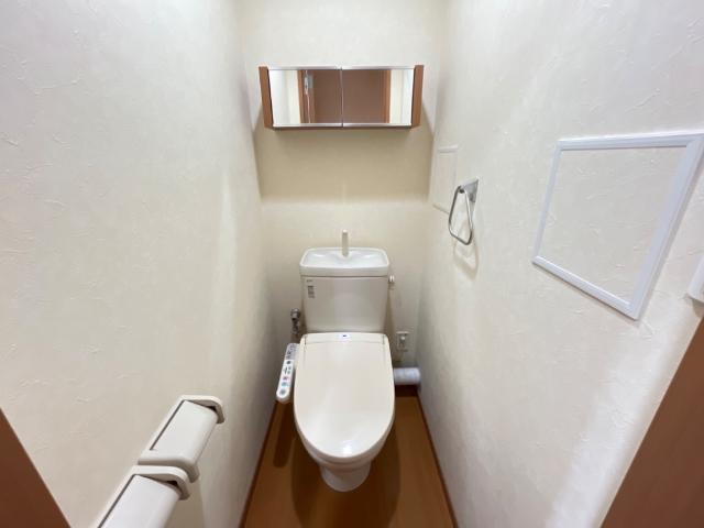 ション　ドゥ　ソレイユ シャワー付トイレ