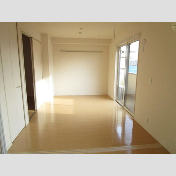 メゾン・ドゥ・ロジェ105号室 同建物別部屋の参考画像