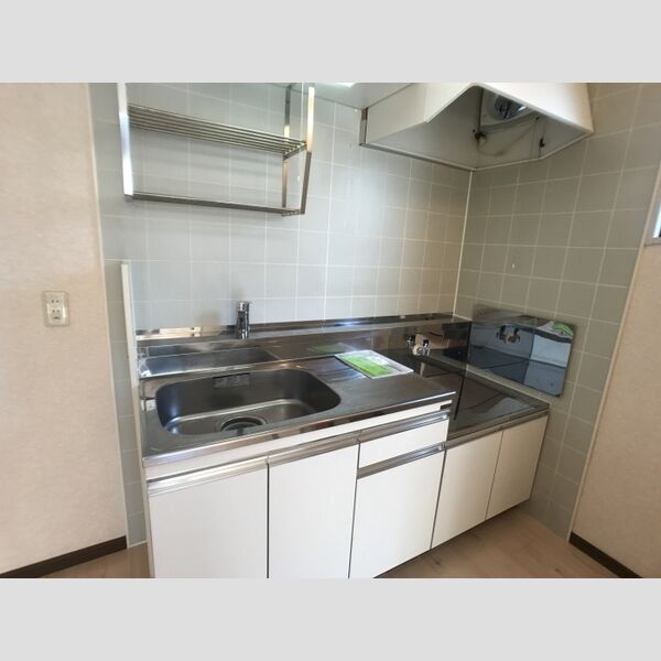 吉川タウンハウス　Ⅱ101号室 キッチン