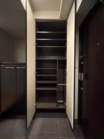 ブレシア銀座イースト904号室 収納