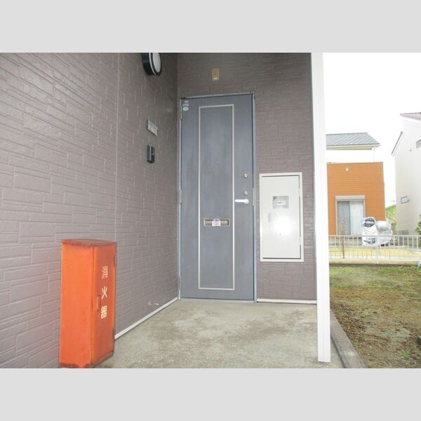 パセオみずほ台105号室 玄関