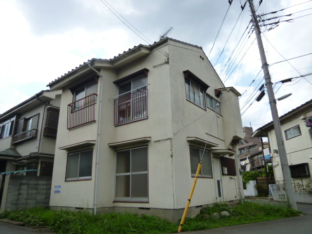 稲森荘1F号室 外観