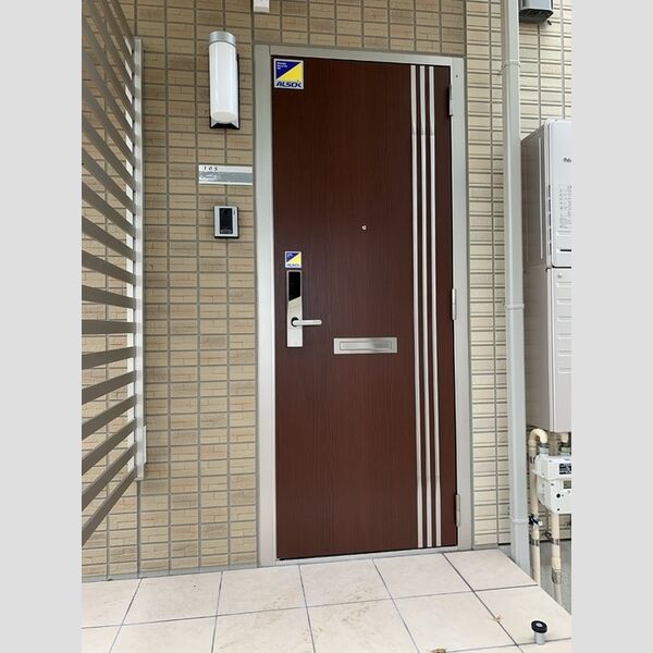 中川レジデンス2 玄関入口