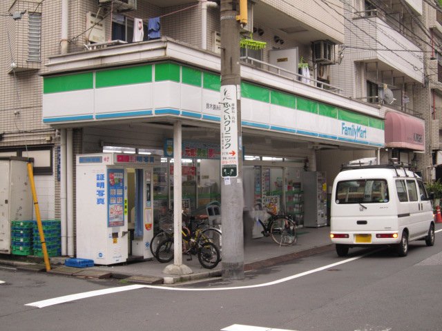 仮）太平１丁目マンション新築工事 ファミリーマート鈴木錦糸町店まで244ｍ