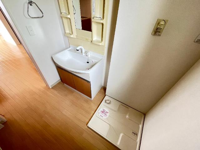 ユニヴァリィ　コンフォート00102号室 洗髪洗面化粧台