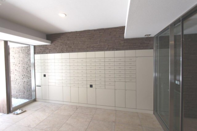 プラウドフラット登戸 メールボックス、宅配ボックス