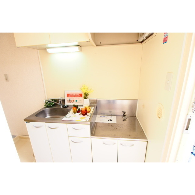 辺見コンパウンド 2口ガス対応キッチン♪