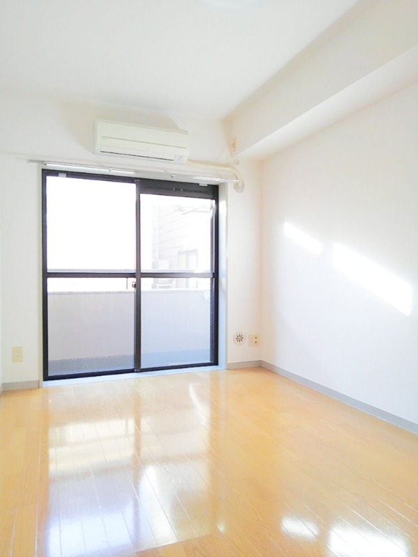 ライオンズマンションときわ台第２ リビング