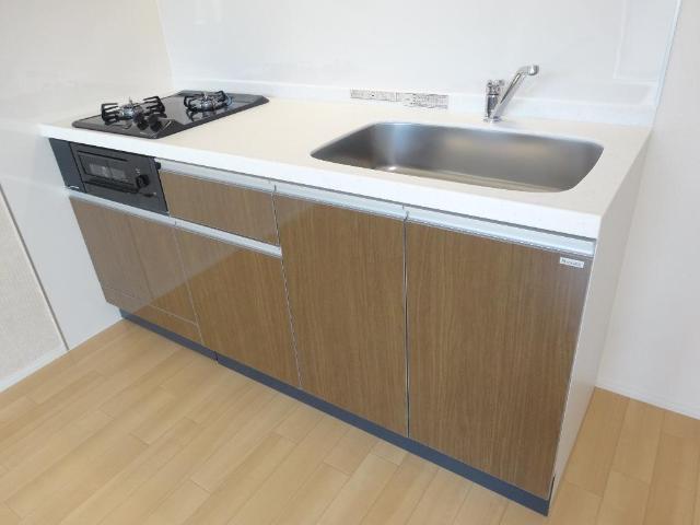 アイリスガーデンⅠ201号室 システムキッチン（２口・グリル）