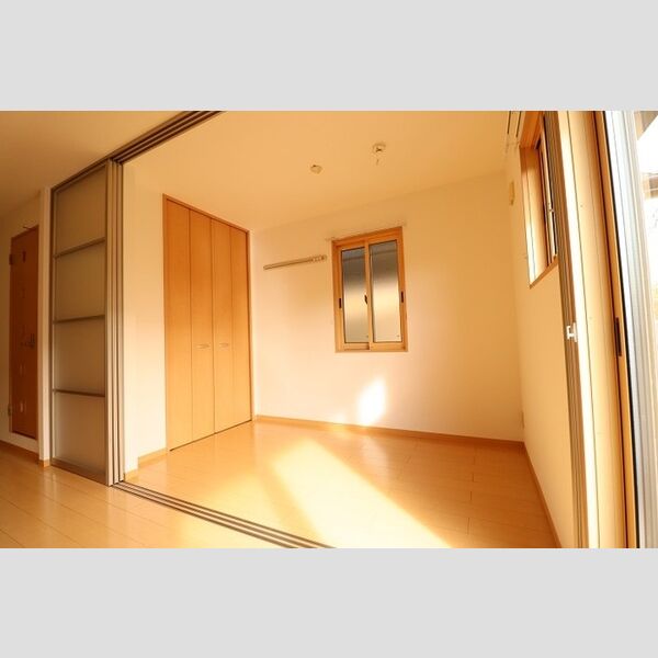 Blueberry　Ⅰ・ⅡⅠ201号室 同建物別部屋の参考画像