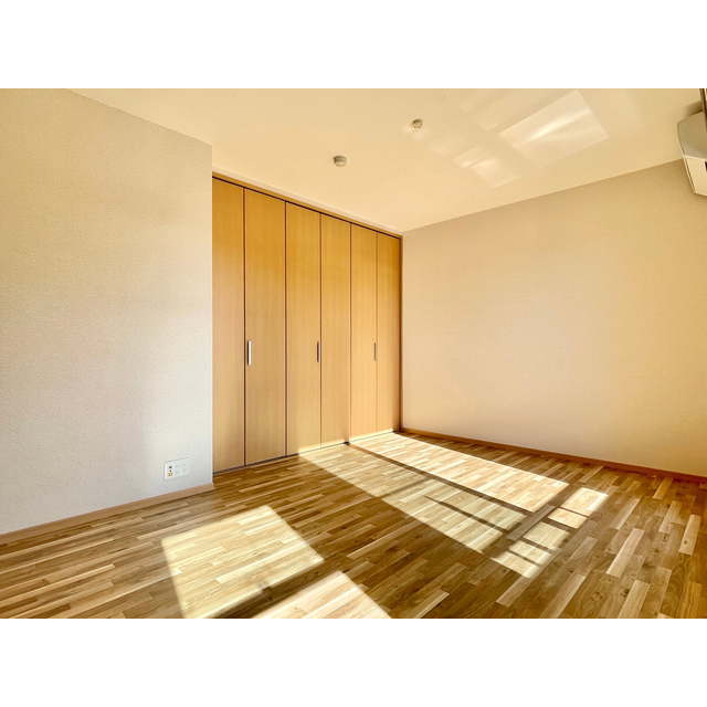 エスコート湘南 ☆洋室10.7帖