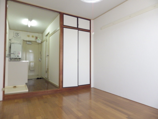 サンハイツ0102号室 リビング