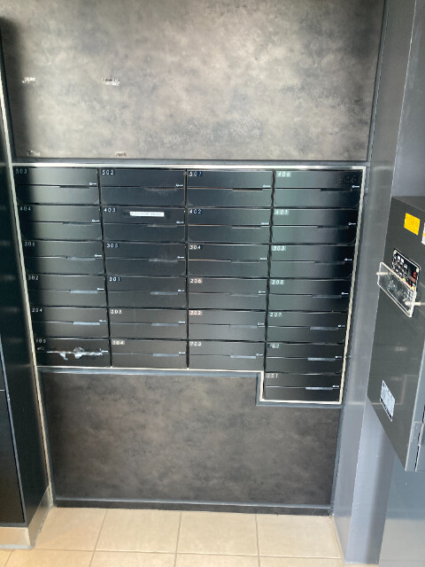 マリンルージュ浦安2階 メールボックス