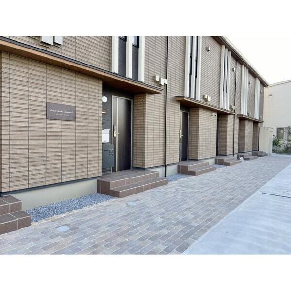 フォレストガーデン原町 エントランス