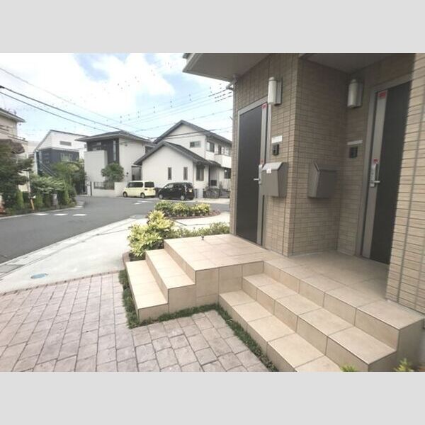 プランドール　A エントランス