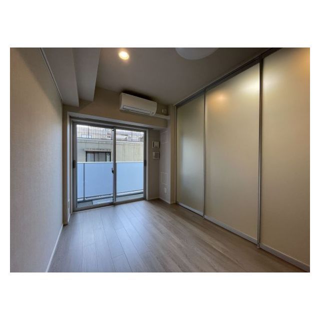 クレストコート白金高輪0303号室 リビング（引戸閉）