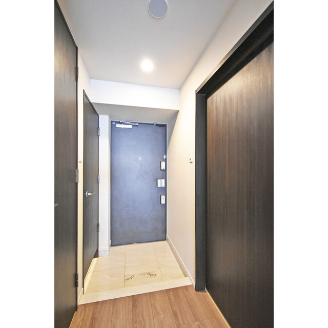 ルネサンスコート上野入谷 玄関