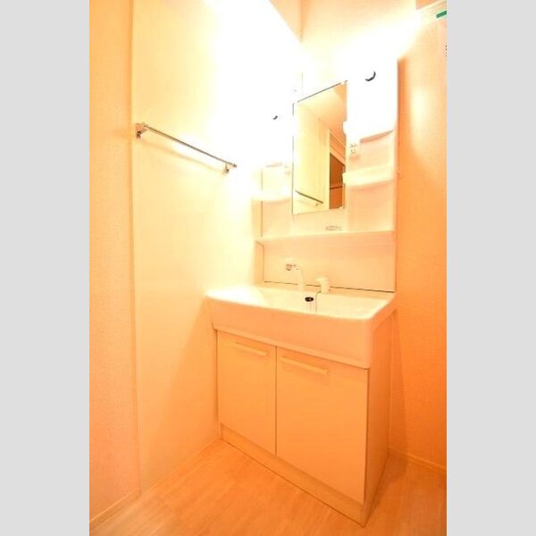 リベルテ　B 洗髪洗面化粧台