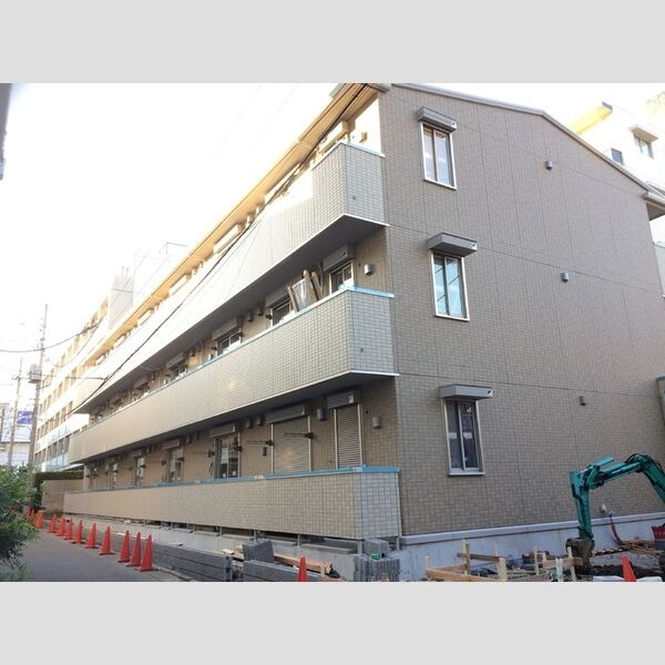 コルノリザイア105号室 建物外観