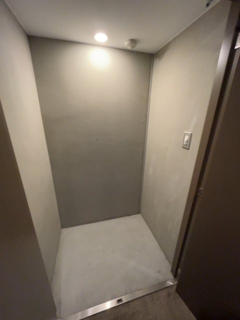 レジディア三軒茶屋Ⅲ6階 トランクルーム