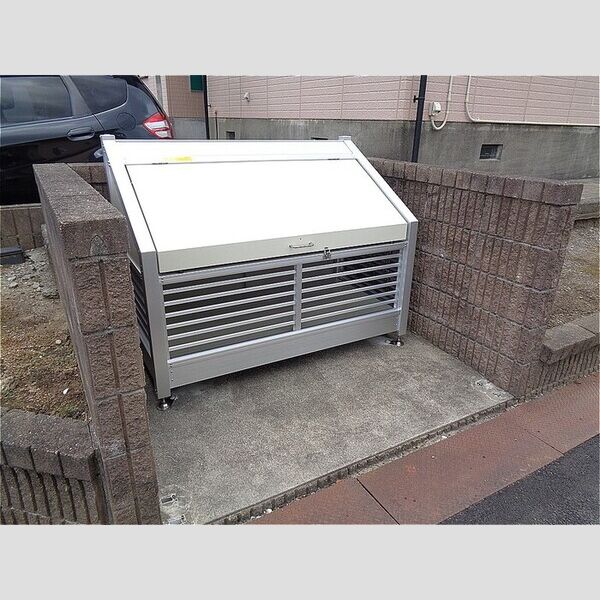 カトレア　B ゴミストッカー