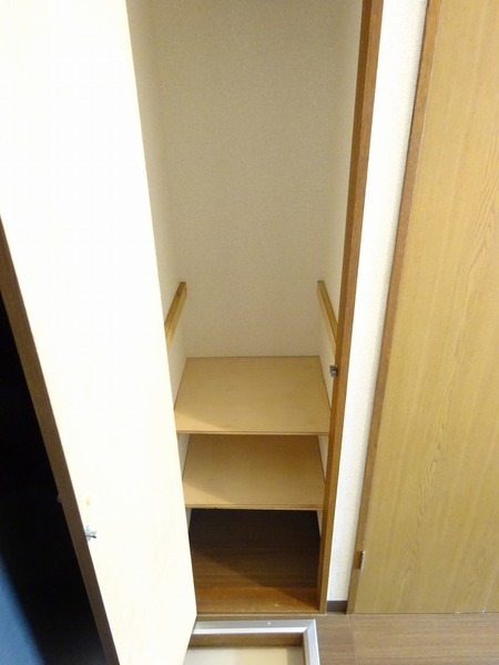 マイステージ世田谷若林 玄関