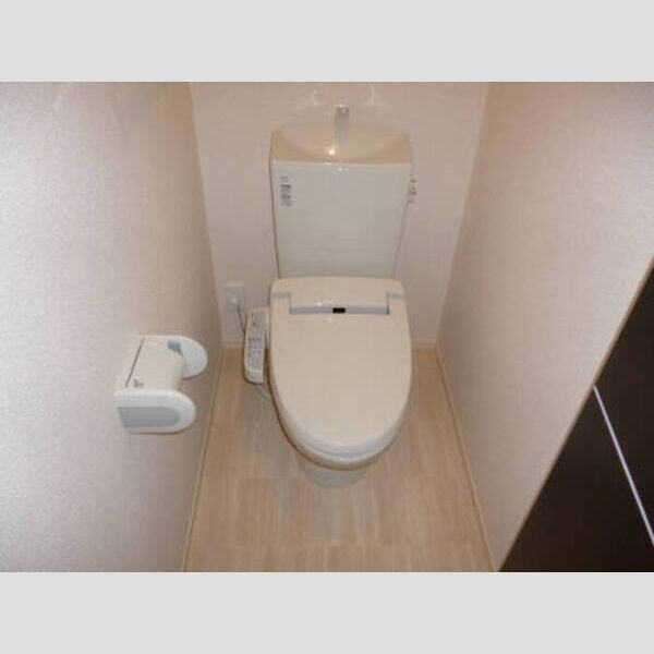 ルミエール鎌倉 温水洗浄便座