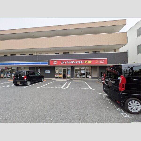 桜コート 駐車場