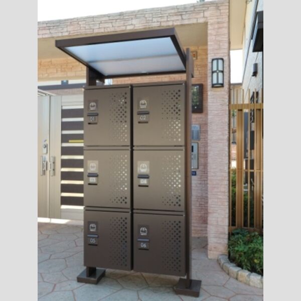 ボナール酒井根　Ⅲ号棟 宅配ボックス