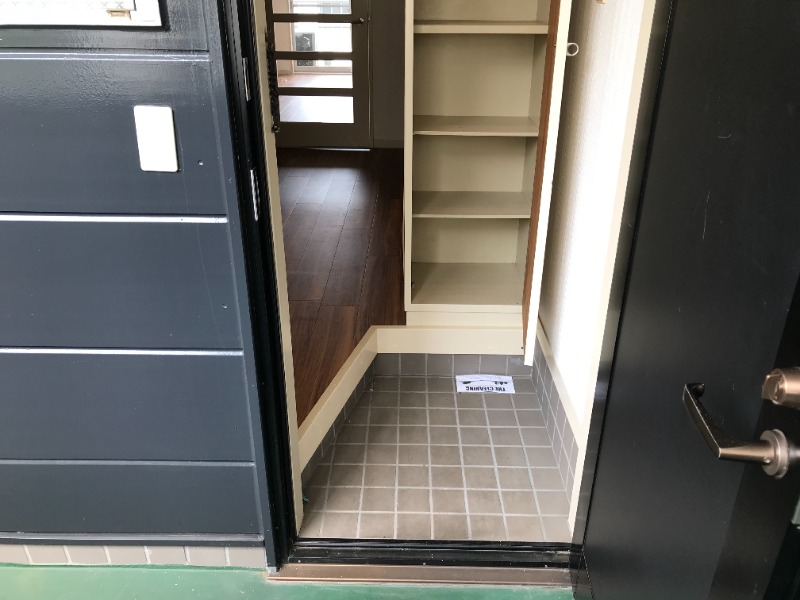 アビタント玉川学園2階 玄関