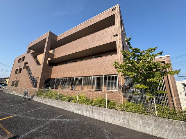 リリ・レアの外観画像