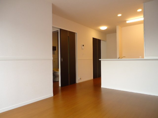 アークガーデンA リビング