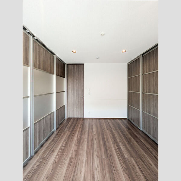 ノーブルパレス芝中田101号室 洋室