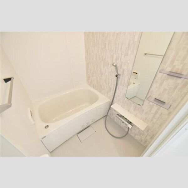 エスペランス103号室 バス