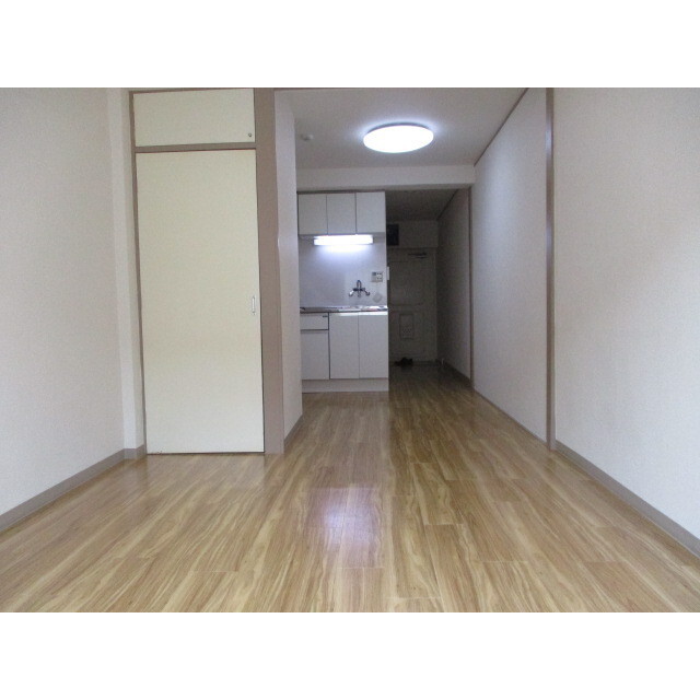 セントラル幡ヶ谷 リビング