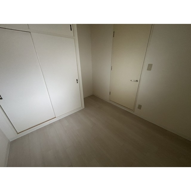 ホワイトパレス大宮402号室 内観