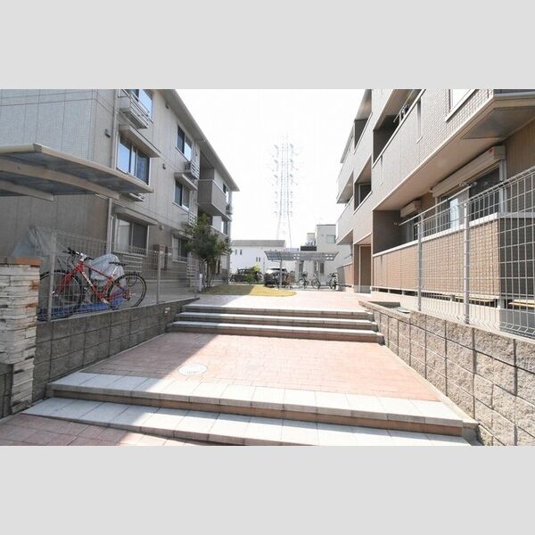 グランフォート　伍番館302号室 エントランス