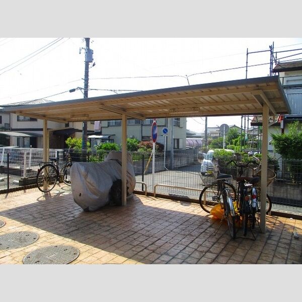 ラグーナ フォンテーヌ107号室 駐輪場