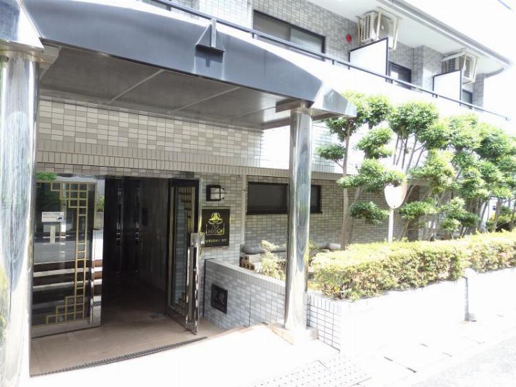 フジマンション末広(E-103)2階 エントランス